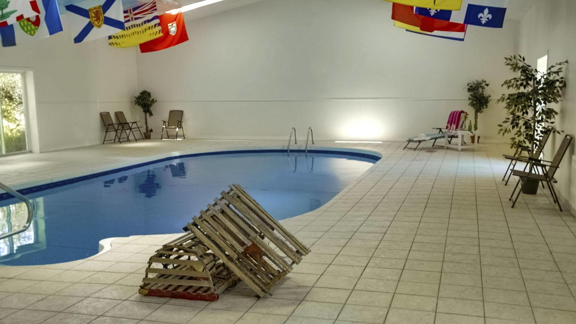 Hearthstone Inn - Port Hastings Екстер'єр фото