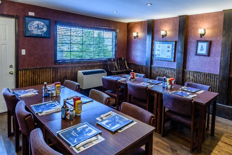 Hearthstone Inn - Port Hastings Екстер'єр фото